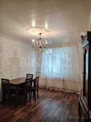 2 otaqlı Köhnə tikili, Elmlər Akademiyası m., Bakı