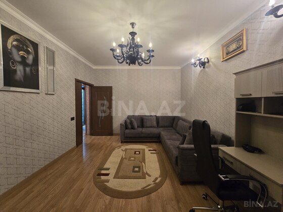 3 otaqlı Köhnə tikili, Sumqayıt