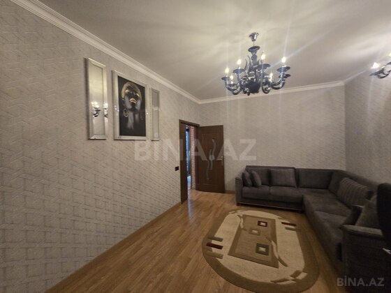 3 otaqlı Köhnə tikili, Sumqayıt
