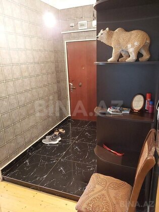 4 otaqlı Köhnə tikili, Yeni Günəşli q., Bakı