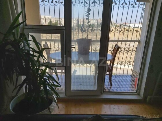 4 otaqlı Köhnə tikili, Yeni Günəşli q., Bakı