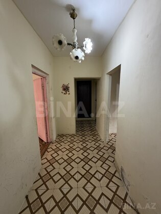 3 otaqlı Köhnə tikili, Yeni Günəşli q., Bakı