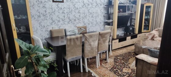 3 otaqlı Köhnə tikili, Yeni Günəşli q., Bakı