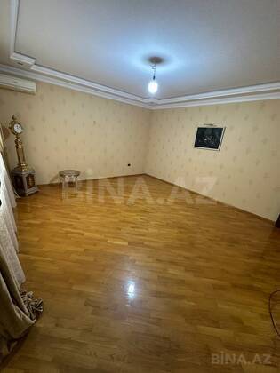 3 otaqlı Yeni tikili, Şah İsmayıl Xətai m., Bakı