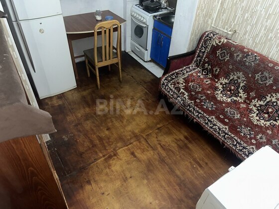 1 otaqlı Köhnə tikili, Qara Qarayev m., Bakı