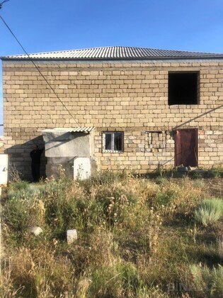 Torpaq Güzdək q., Bakı