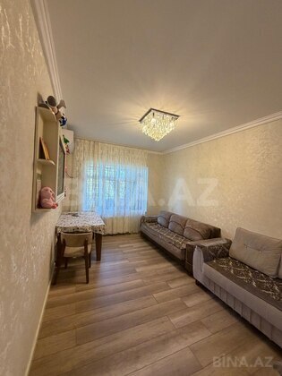 2 otaqlı Köhnə tikili, Azadlıq Prospekti m., Bakı