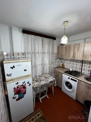 1 otaqlı Köhnə tikili, Qara Qarayev m., Bakı
