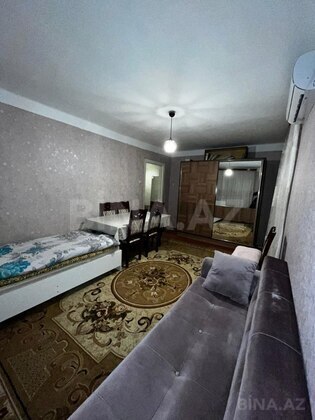 1 otaqlı Köhnə tikili, Qara Qarayev m., Bakı
