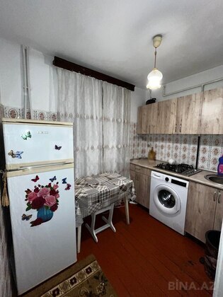 1 otaqlı Köhnə tikili, Qara Qarayev m., Bakı