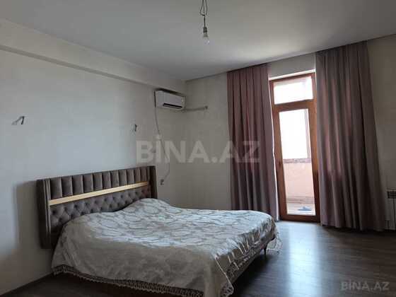 3 otaqlı Yeni tikili, Xırdalan