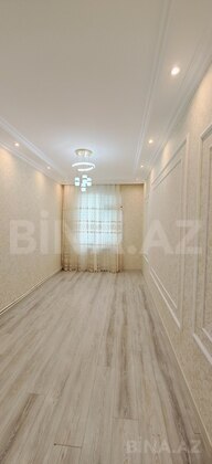 3 otaqlı Köhnə tikili, Memar Əcəmi m., Bakı