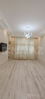 3 otaqlı Köhnə tikili, Memar Əcəmi m., Bakı