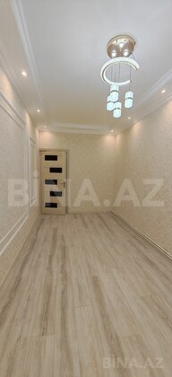 3 otaqlı Köhnə tikili, Memar Əcəmi m., Bakı