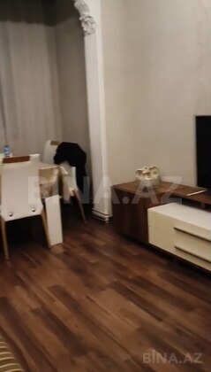 2 otaqlı Köhnə tikili, 20 Yanvar m., Bakı