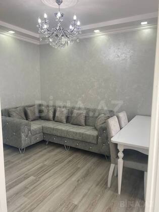 2 otaqlı Köhnə tikili, Memar Əcəmi m., Bakı