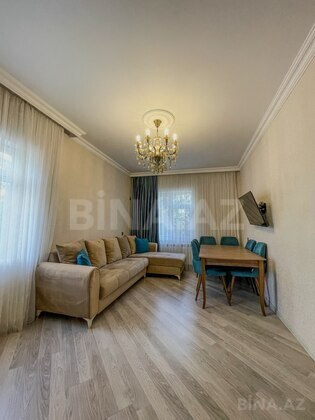 2 otaqlı Köhnə tikili, Bakıxanov q., Bakı