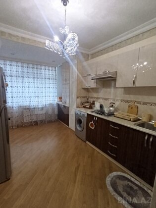 2 otaqlı Köhnə tikili, Azadlıq Prospekti m., Bakı