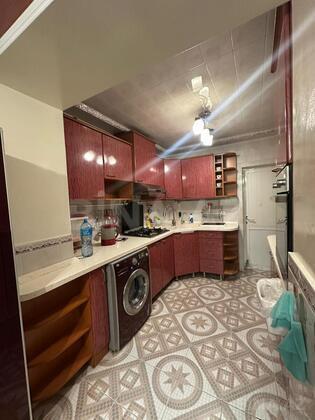 5 otaqlı Köhnə tikili, Qara Qarayev m., Bakı
