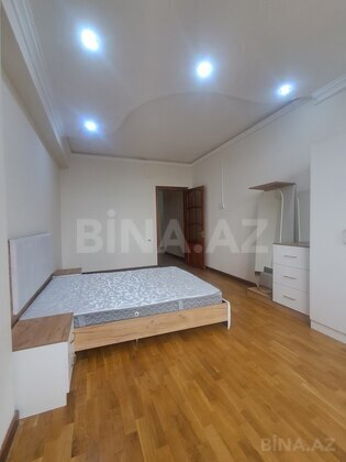 2 otaqlı Yeni tikili, İnşaatçılar m., Bakı