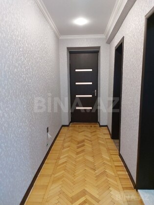 3 otaqlı Köhnə tikili, 28 May m., Bakı