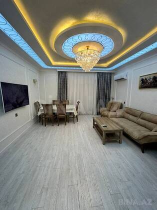 3 otaqlı Yeni tikili, 8 Noyabr m., Bakı