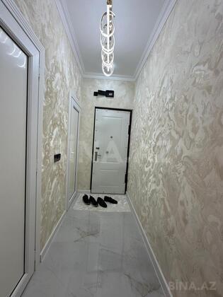 3 otaqlı Köhnə tikili, Memar Əcəmi m., Bakı