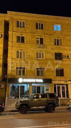 3 otaqlı Köhnə tikili, Gənclik m., Bakı