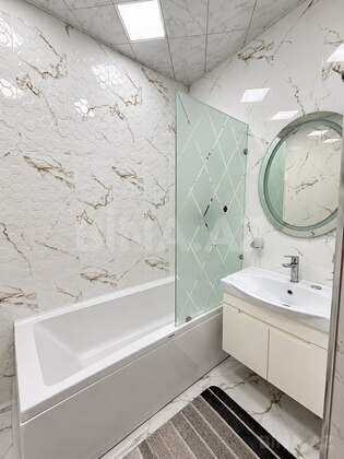 3 otaqlı Yeni tikili, Şah İsmayıl Xətai m., Bakı