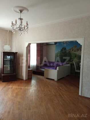 5 otaqlı Köhnə tikili, Yasamal r., Bakı