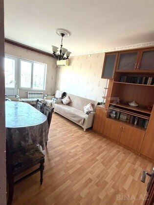 2 otaqlı Köhnə tikili, Bakıxanov q., Bakı