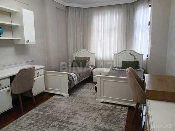 3 otaqlı Yeni tikili, Şah İsmayıl Xətai m., Bakı