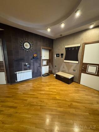 3 otaqlı Yeni tikili, Şah İsmayıl Xətai m., Bakı