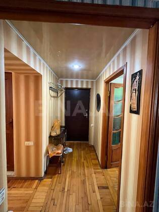 3 otaqlı Köhnə tikili, Elmlər Akademiyası m., Bakı