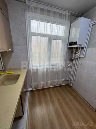 2 otaqlı Köhnə tikili, Memar Əcəmi m., Bakı