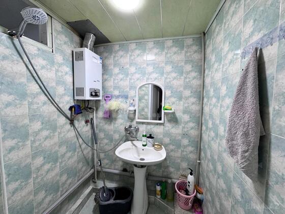 3 otaqlı Köhnə tikili, Azadlıq Prospekti m., Bakı