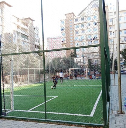 4 otaqlı Köhnə tikili, İnşaatçılar m., Bakı