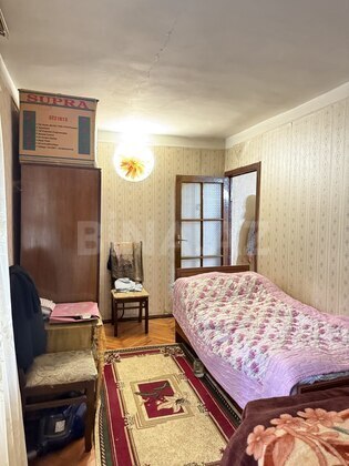 2 otaqlı Köhnə tikili, Elmlər Akademiyası m., Bakı