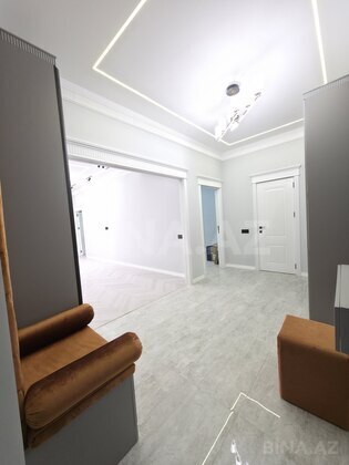 3 otaqlı Yeni tikili, Bakıxanov q., Bakı