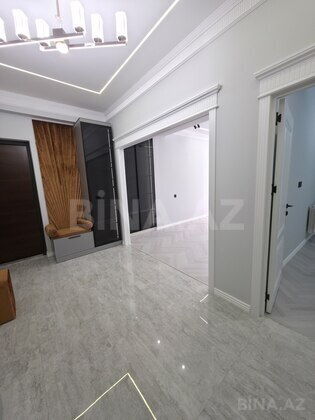 3 otaqlı Yeni tikili, Bakıxanov q., Bakı