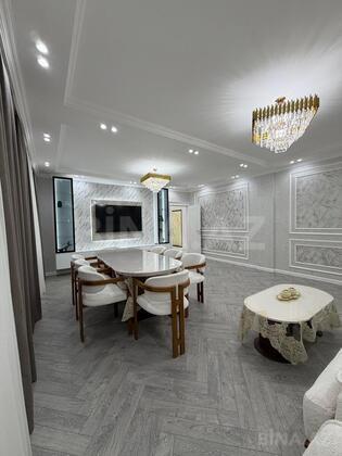 4 otaqlı Köhnə tikili, Nəsimi m., Bakı