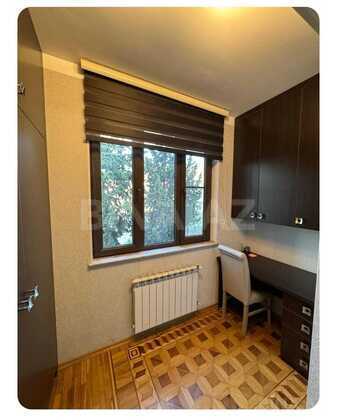 3 otaqlı Köhnə tikili, Sahil m., Bakı