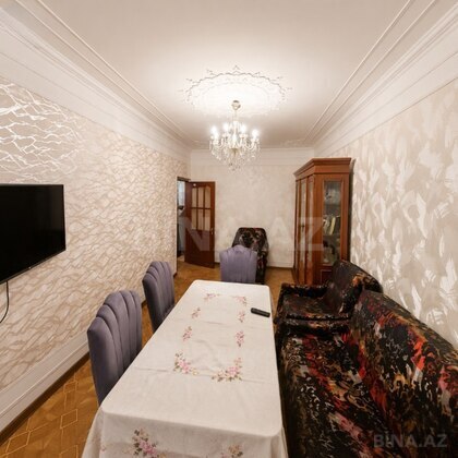 4 otaqlı Köhnə tikili, Əhmədli m., Bakı