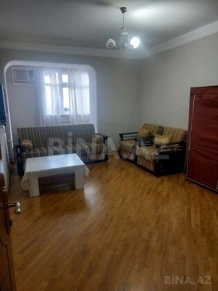 2 otaqlı Köhnə tikili, Gənclik m., Bakı