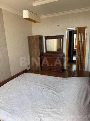 3 otaqlı Yeni tikili, İnşaatçılar m., Bakı