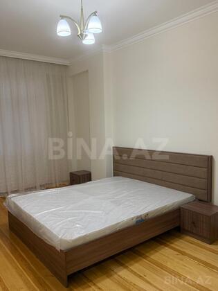 3 otaqlı Yeni tikili, Xırdalan