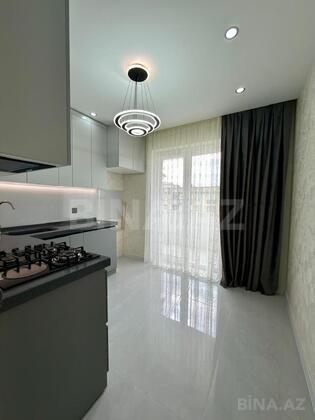 3 otaqlı Köhnə tikili, Həzi Aslanov m., Bakı