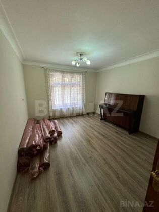 5 otaqlı Həyət evi/Bağ evi, Azadlıq Prospekti m., Bakı