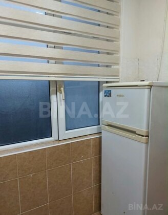 2 otaqlı Köhnə tikili, İnşaatçılar m., Bakı