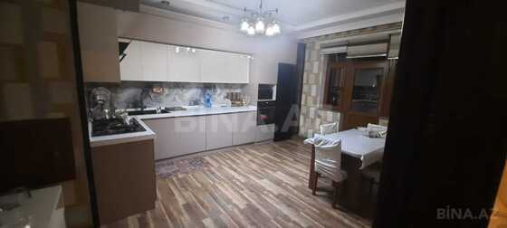 3 otaqlı Yeni tikili, Şah İsmayıl Xətai m., Bakı